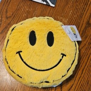 Smiley Face Plush Bath Sponge - Yellow